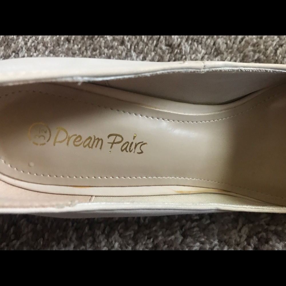 Dream Pairs Cream Heels - Picture 8 of 8